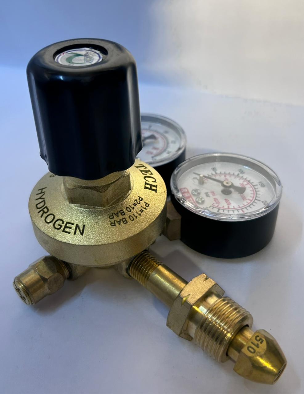 Single Stage Double Gauge Regulators - Hydrogen