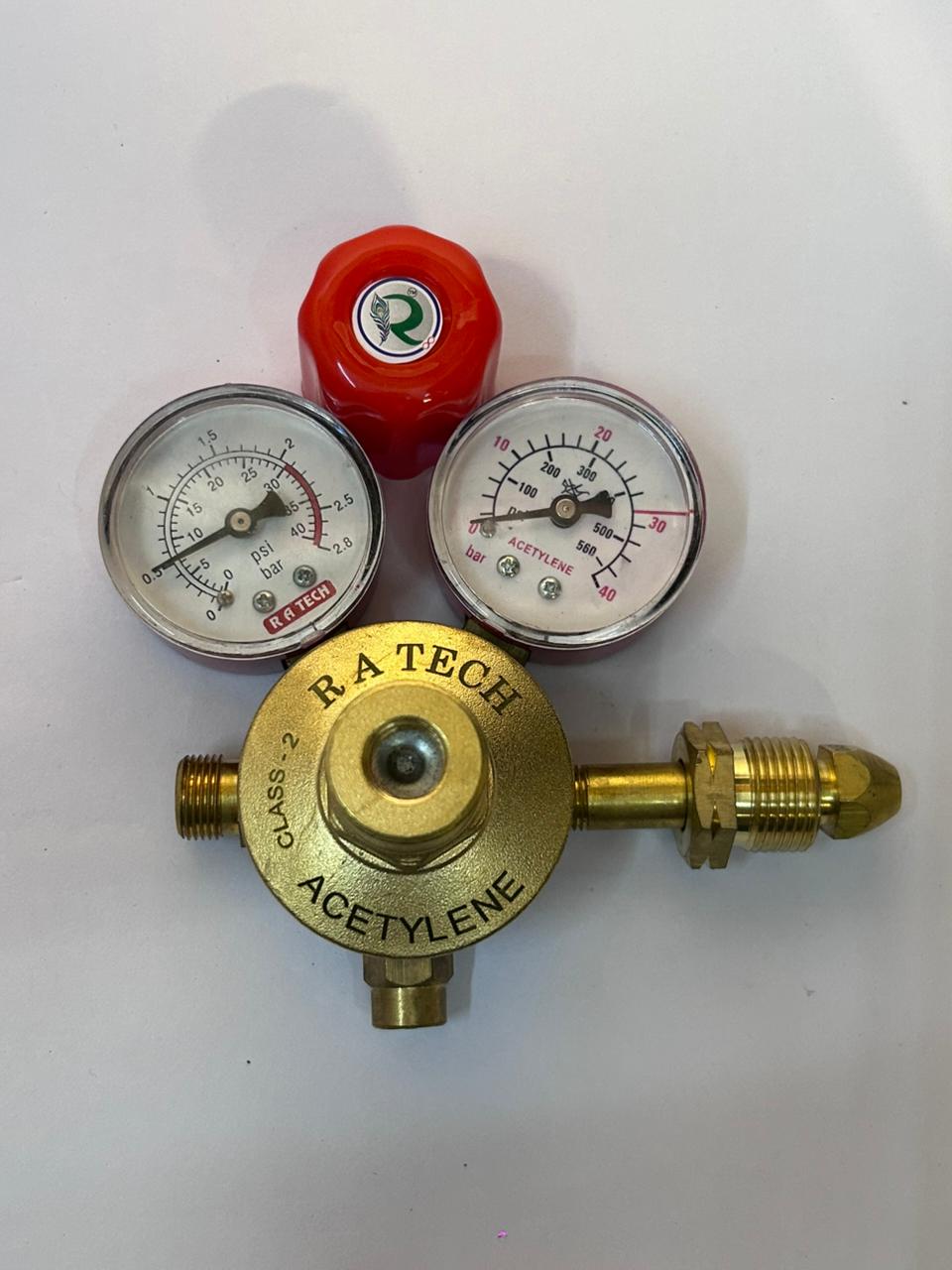 Single Stage Double Gauge Regulators - Acetylene